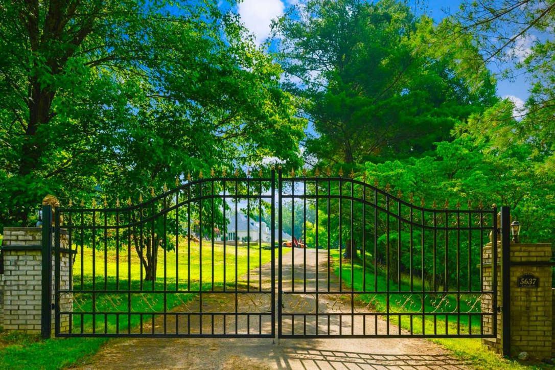 Gated Mansion - Basketball Court Movie Theater Views Villa Big Stone Gap Buitenkant foto